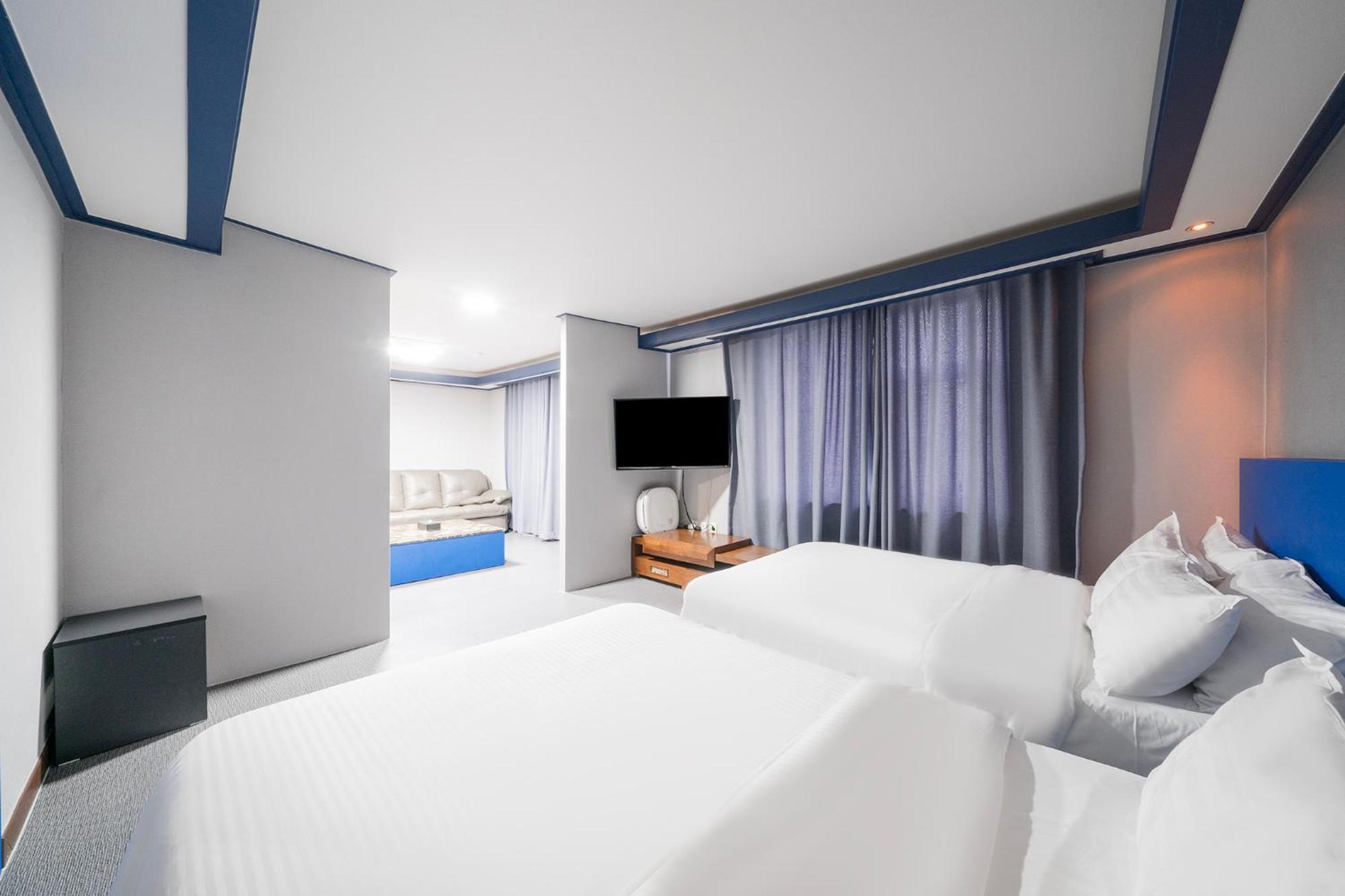 Noblesse Hotel Jeju Exterior photo