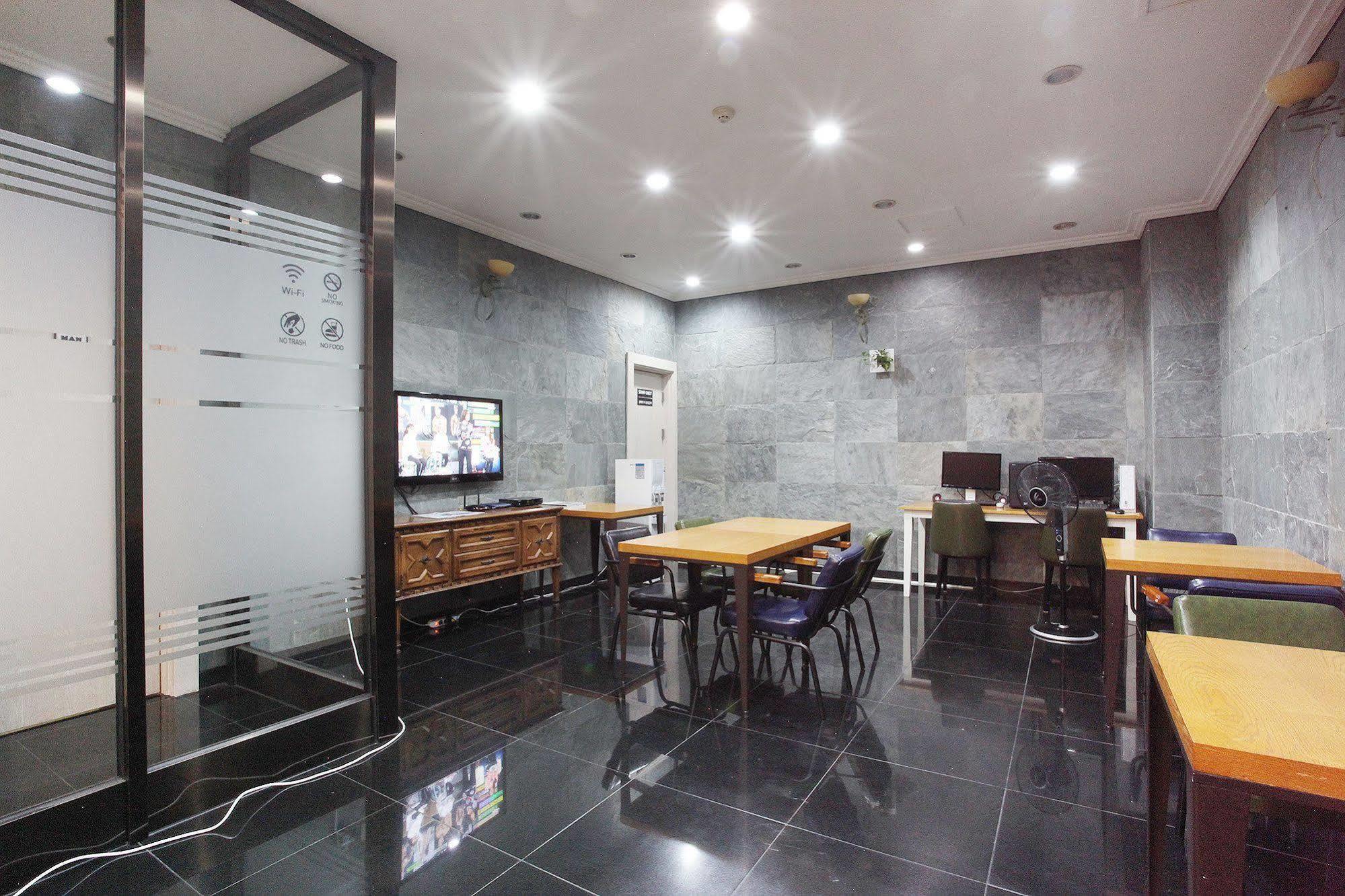Noblesse Hotel Jeju Exterior photo